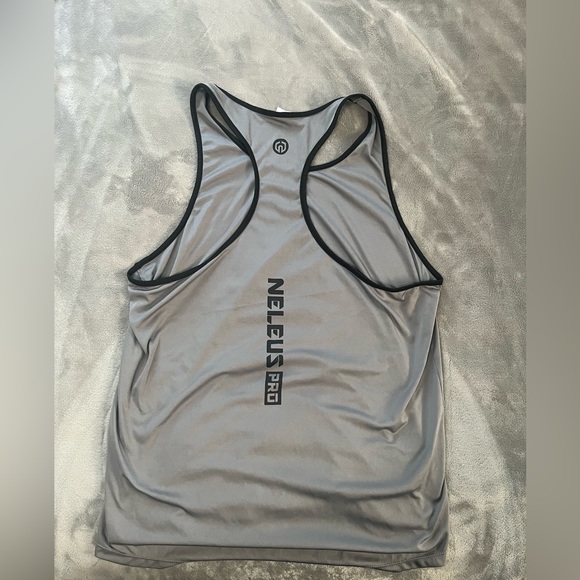 NELEUS Other - Gray and Black Neleus Pro Men’s Muscle workout shirt.